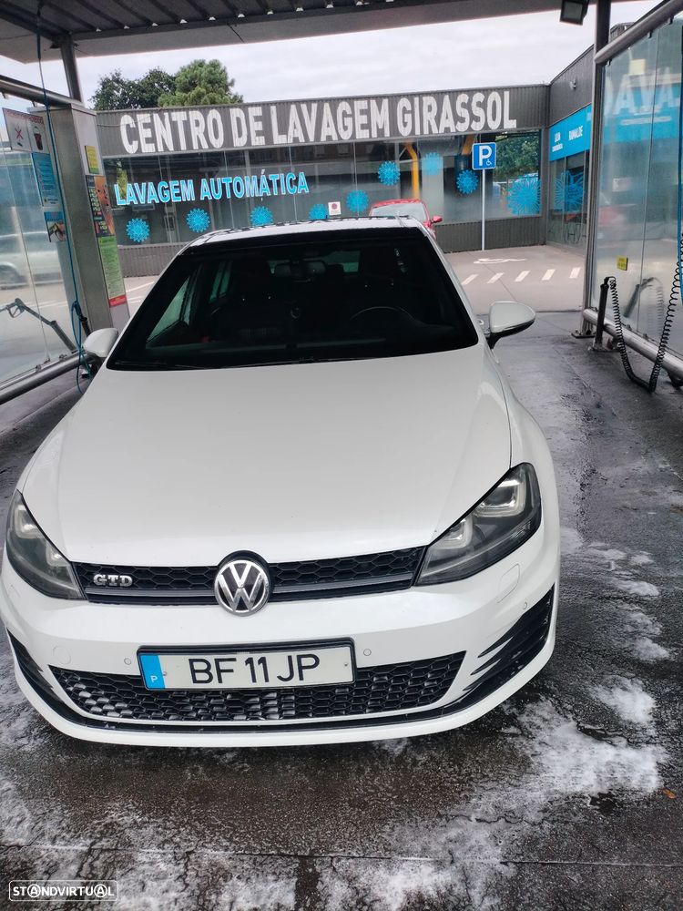 VW Golf - 12