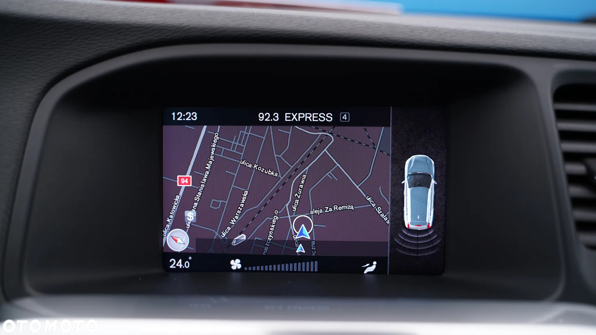 Volvo V60 D3 Drive-E R-Design Momentum - 32