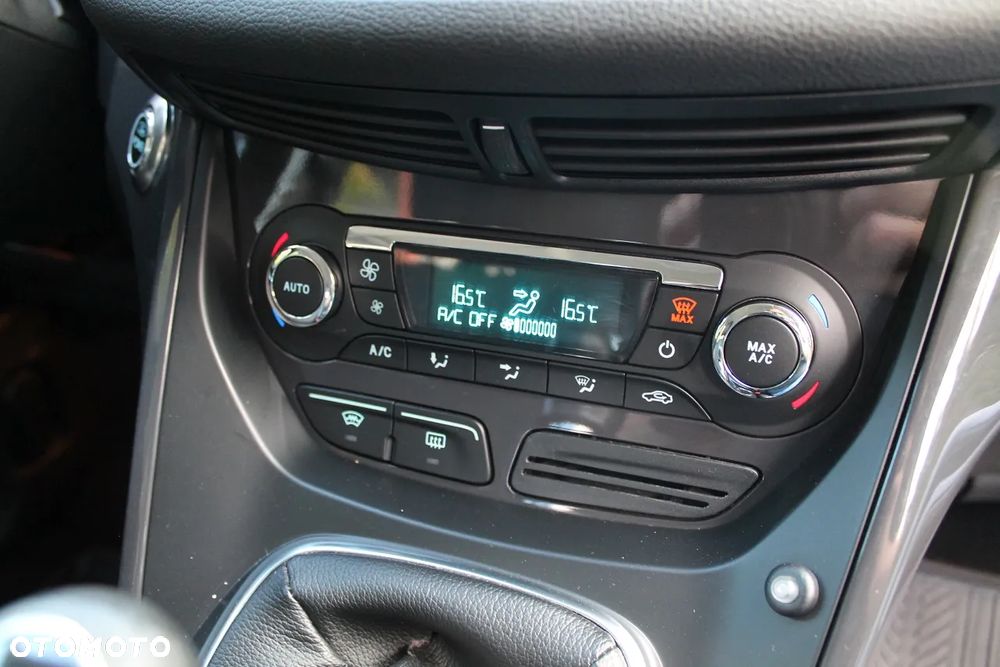 Ford Kuga 2.0 TDCi Titanium - 24