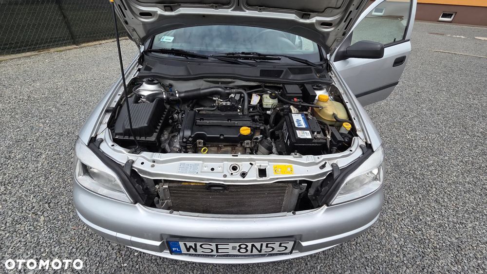 Opel Astra 1.4 Elegance - 28
