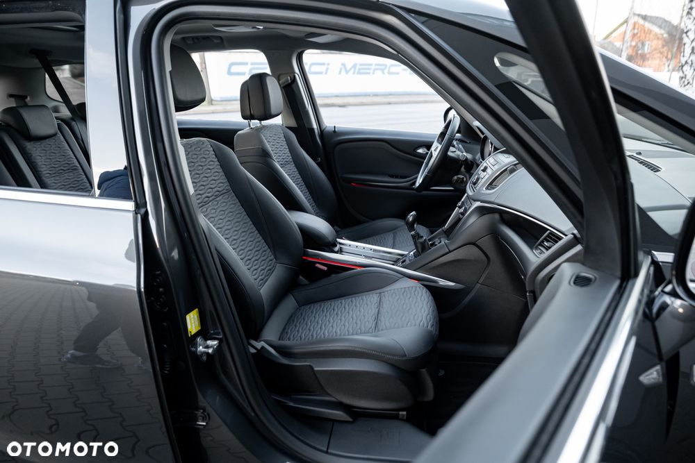 Opel Zafira 1.4 T Cosmo - 25
