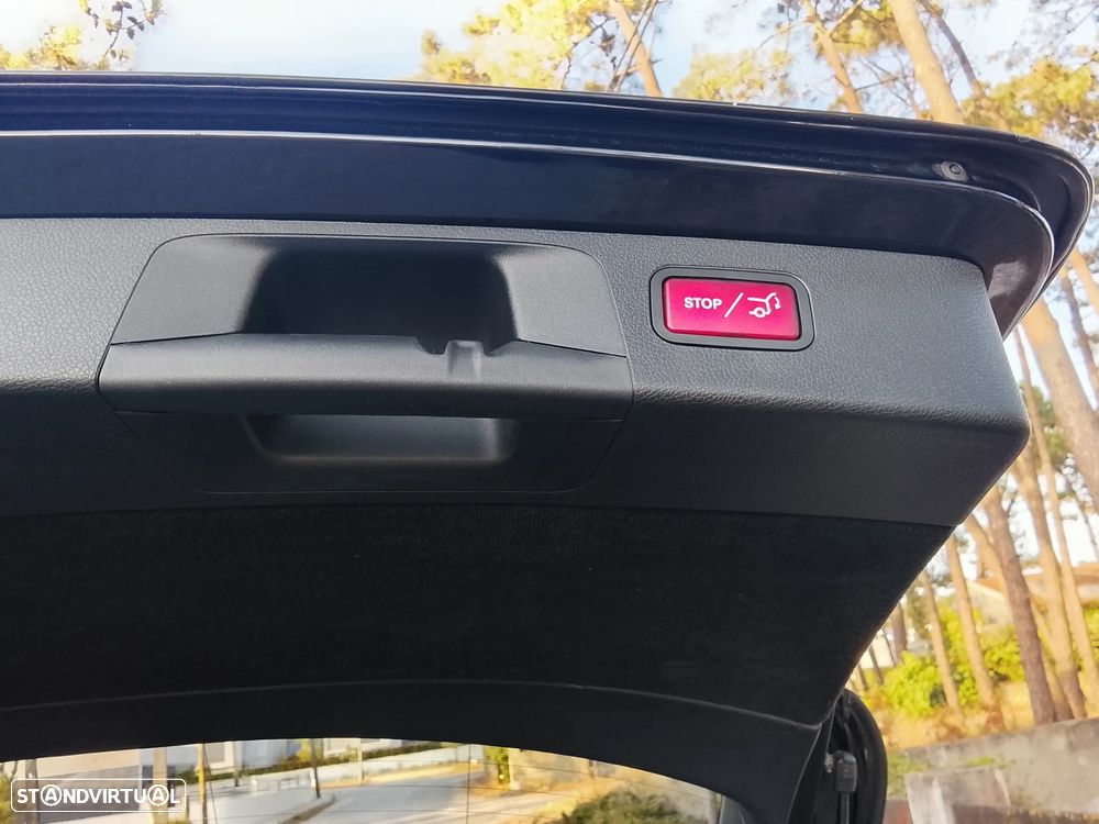 Mercedes-Benz E 220 d AMG - 28