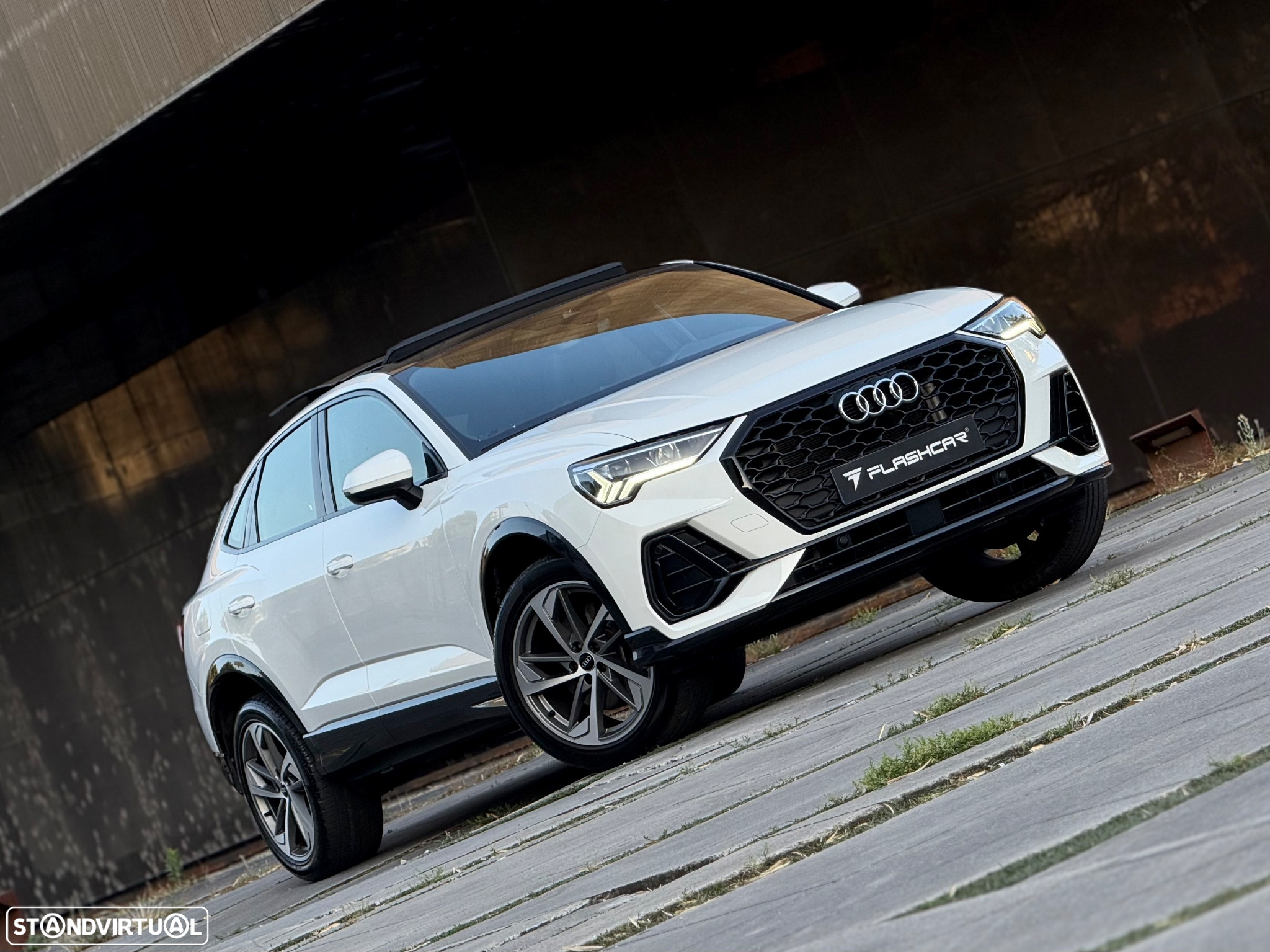 Audi Q3 Sportback 45 TFSIe S line S tronic - 28