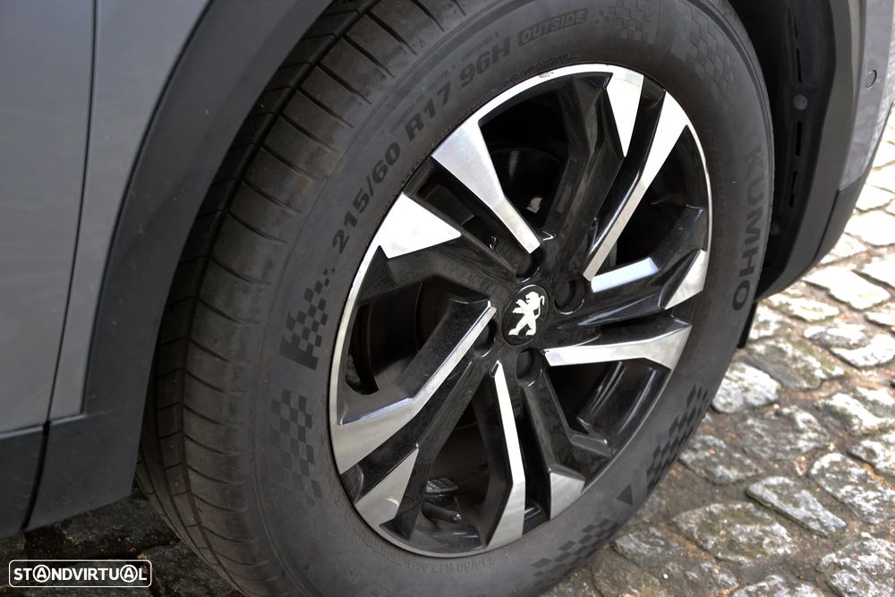 Peugeot 2008 1.2 PureTech GT EAT8 - 13