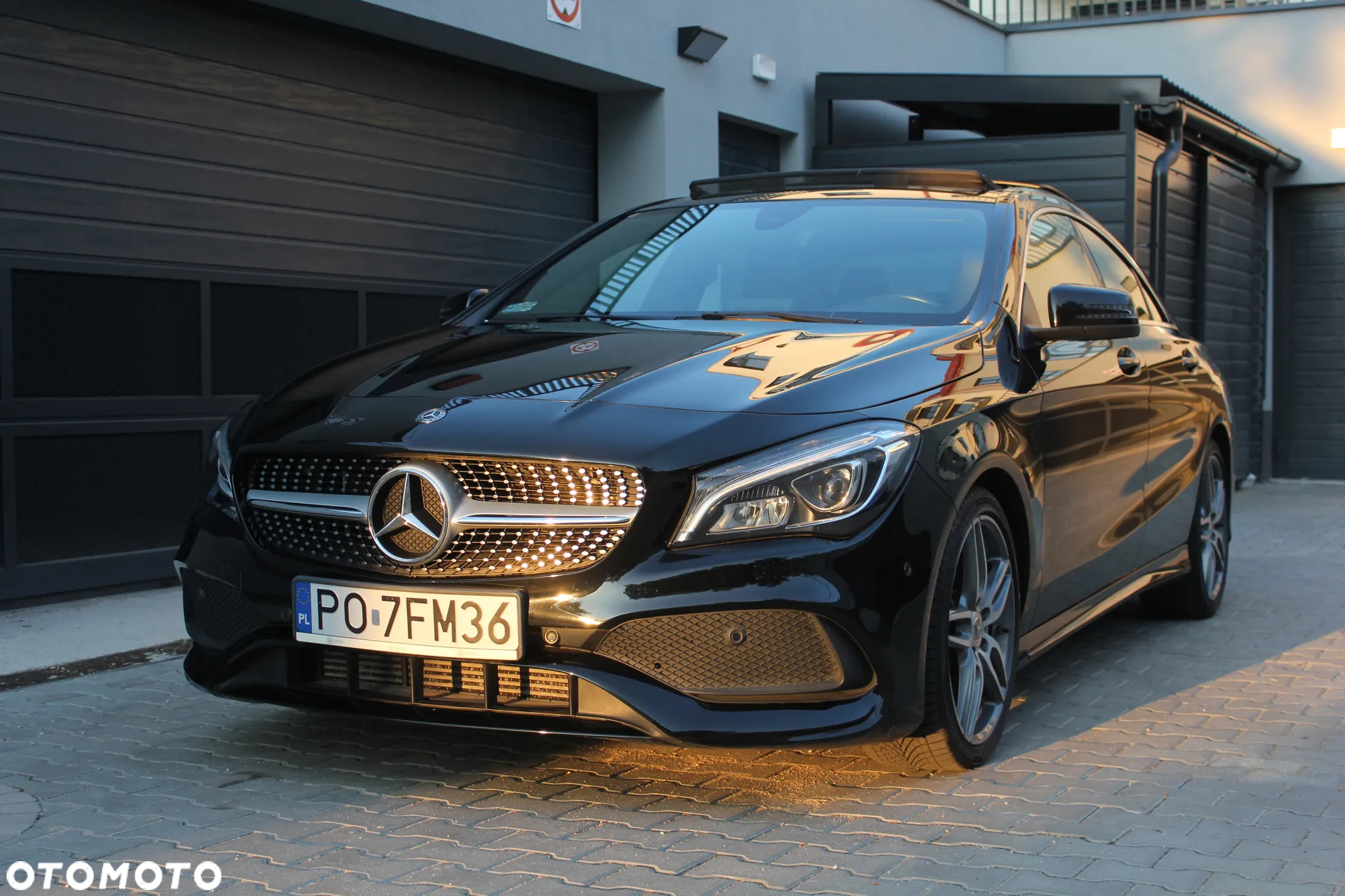 Mercedes-Benz CLA 200 7G-DCT AMG Line - 37