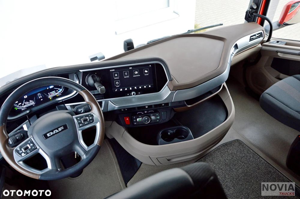 DAF XG+ 530 / ZF INTARDER / KLIMA POST. / FULL LED / WENTYLOWANY FOTEL! - 27