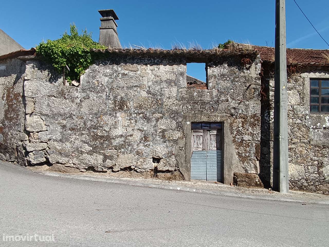 Moradia p/ recuperar – Oliveira de Frades - Grande imagem: 2/5