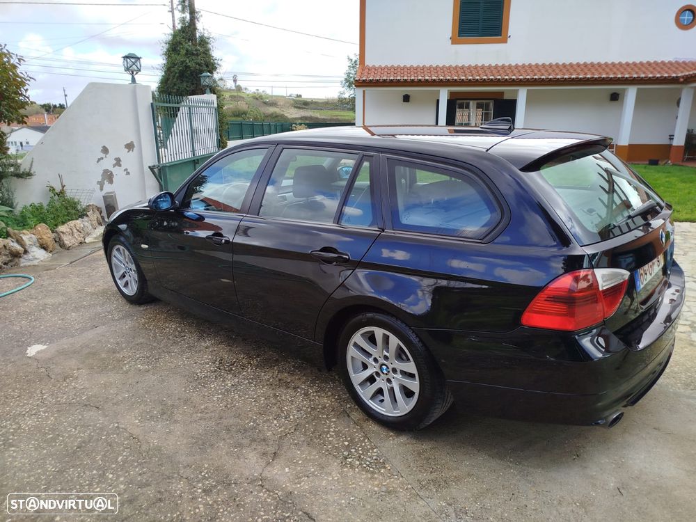 BMW 320 d - 2