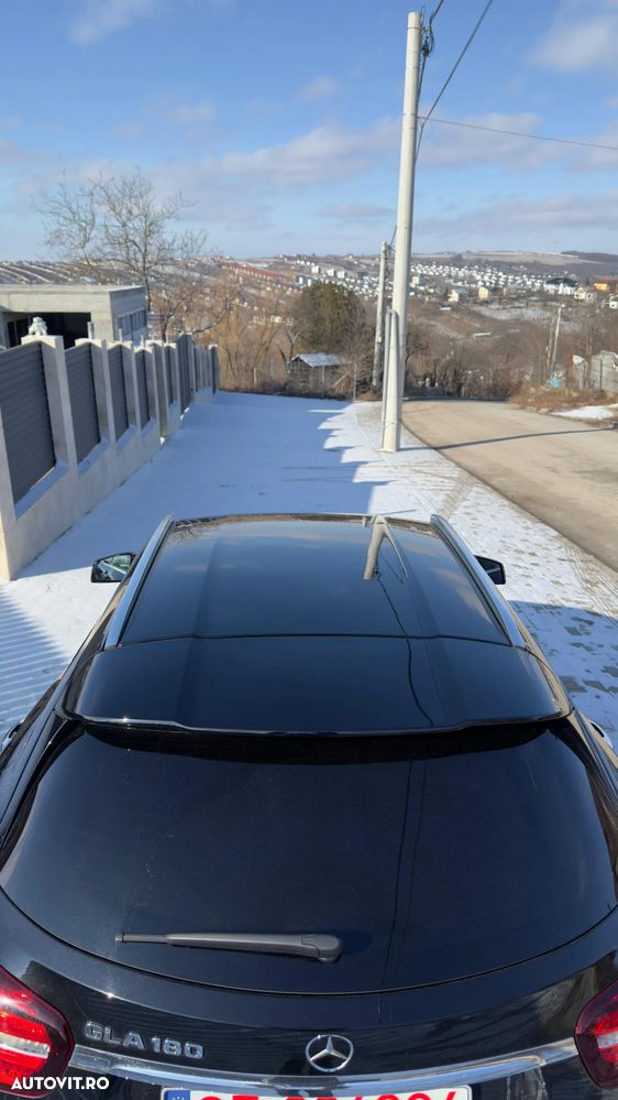 Mercedes-Benz GLA 180 7G-DCT StreetStyle - 6