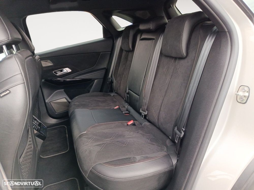 DS DS7 1.5 BlueHDi Pallas EAT8 - 13