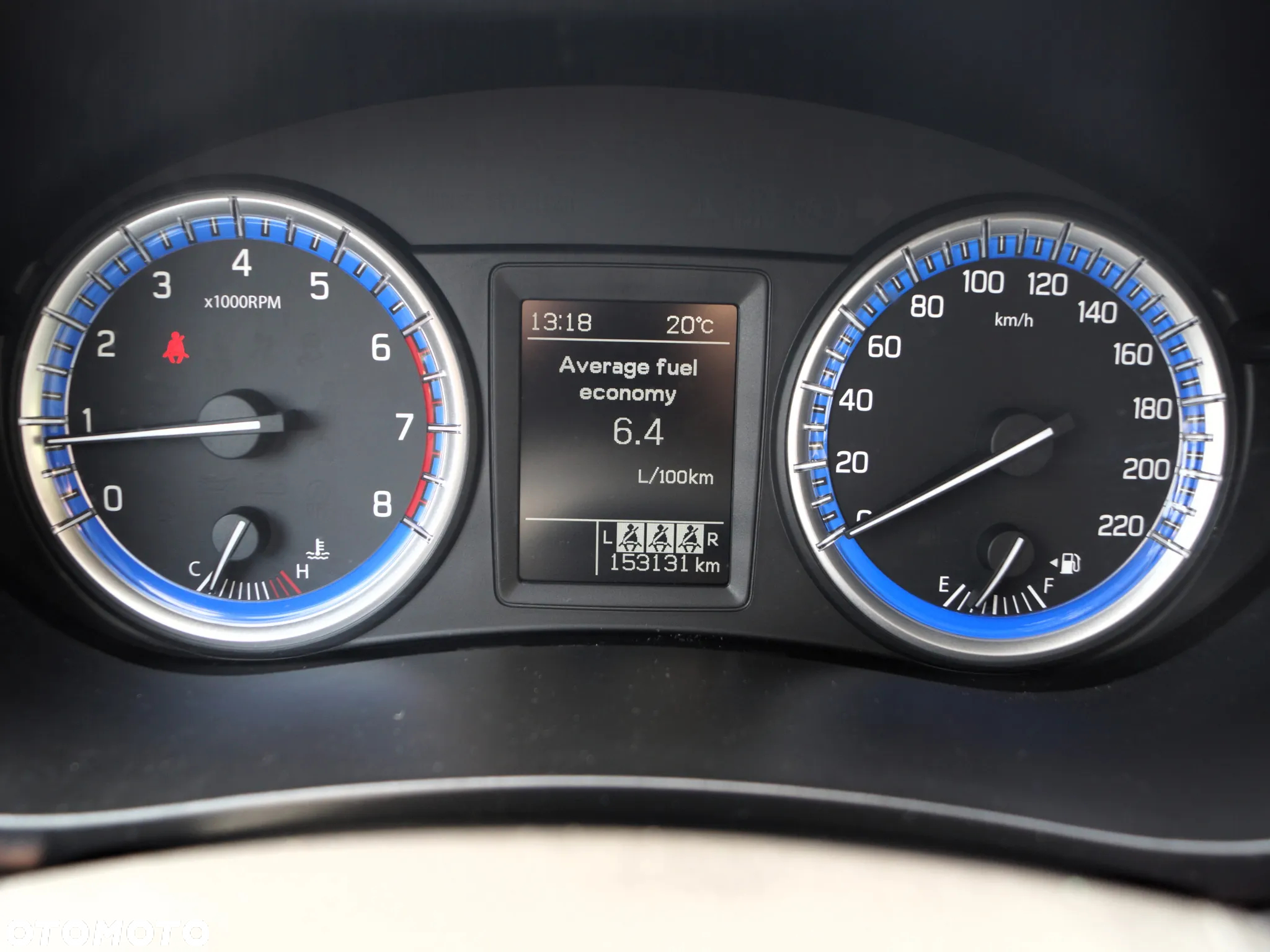 Suzuki SX4 S-Cross 1.6 Comfort - 28