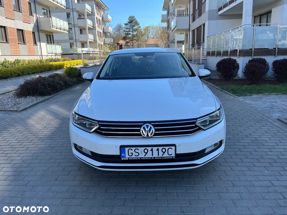 Volkswagen Passat 1.4 TSI BMT Trendline - 3