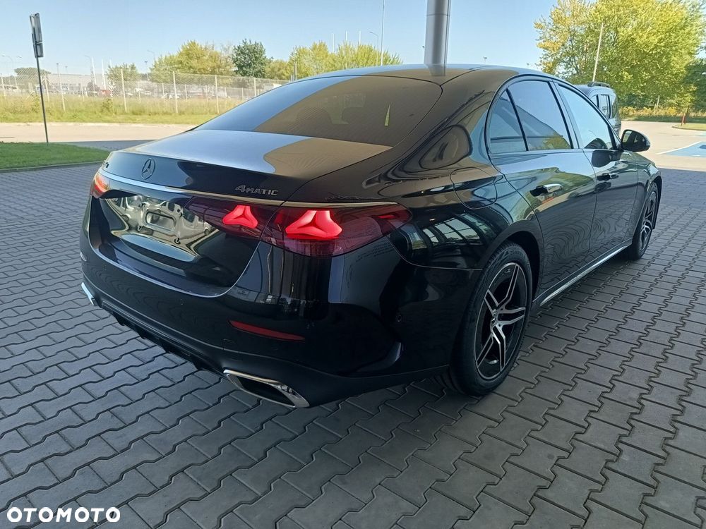 Mercedes-Benz Klasa E - 8