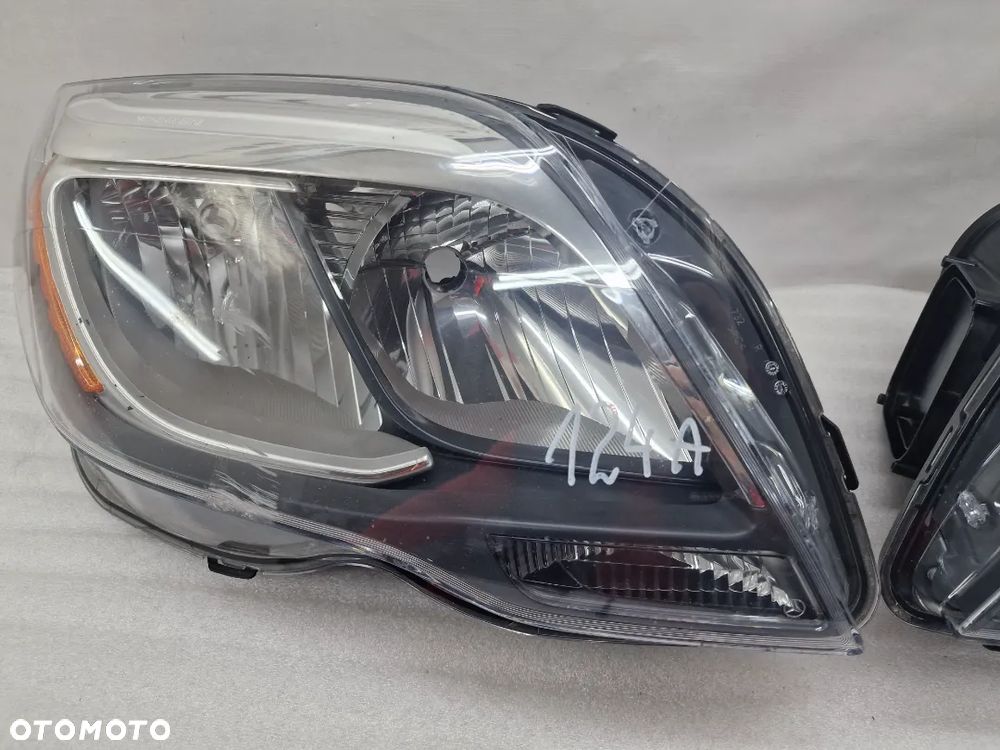 MERCEDES GLK X204 LIFT KOMPLET LEWA + PRAWA LAMPA PRZEDNIA PRZÓD , NR A2048201439 / A2048201339 , NR AUKCJI LL124 - 2