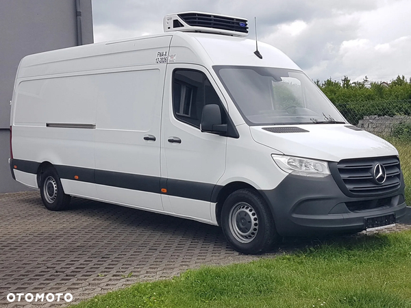 Mercedes-Benz SPRINTER MAXI CHŁODNIA AGREGAT GRZANIE IZOTERMA KLIMA ZASILANIE Z SILNIKA + ELEKTRYCZNE