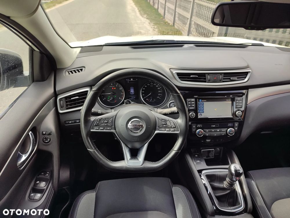 Nissan Qashqai 1.6 DIG-T 360 - 6