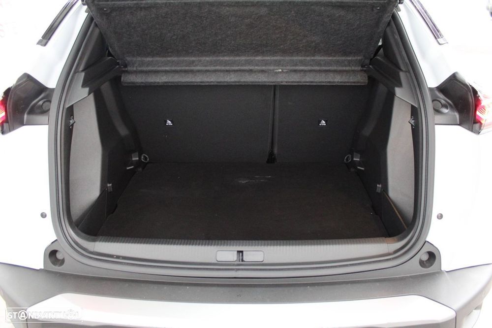 Peugeot 2008 1.2 PureTech Allure - 10