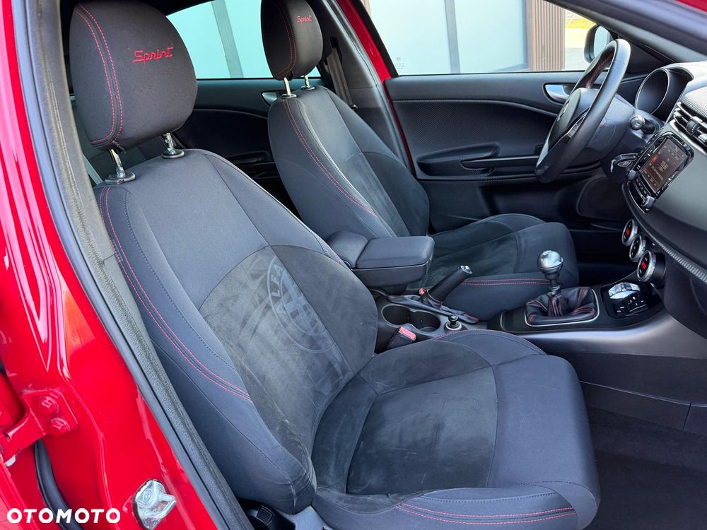 Alfa Romeo Giulietta 1.4 TB 16V Multiair Sprint - 16