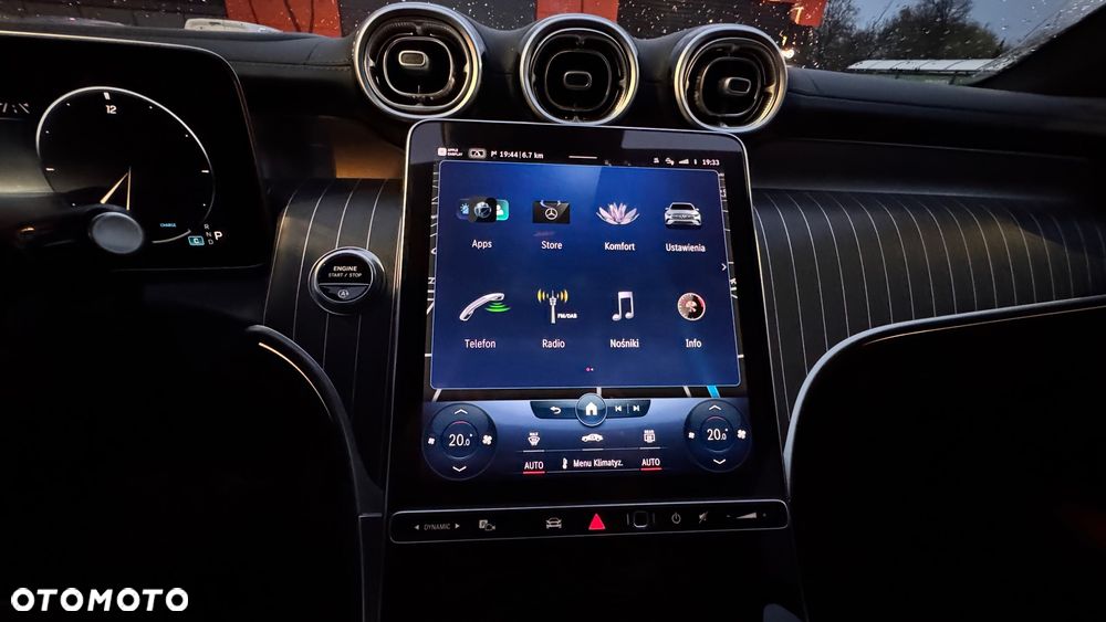 Mercedes-Benz GLC 220 d mHEV 4-Matic AMG Line - 12