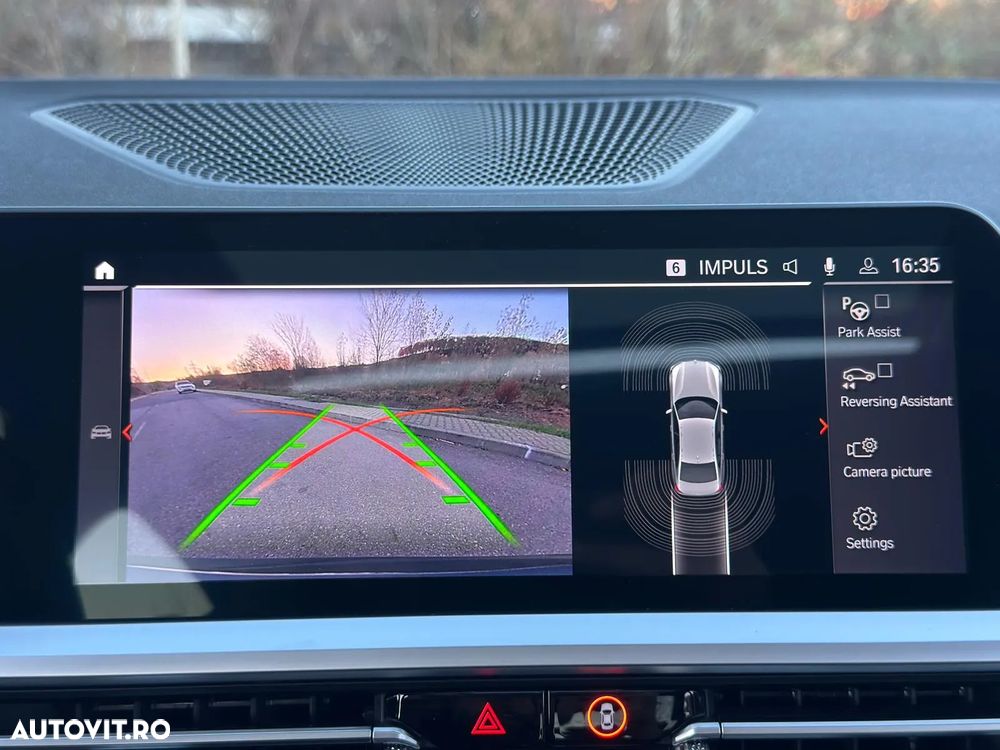 BMW Seria 3 320i Aut. M Sport - 32