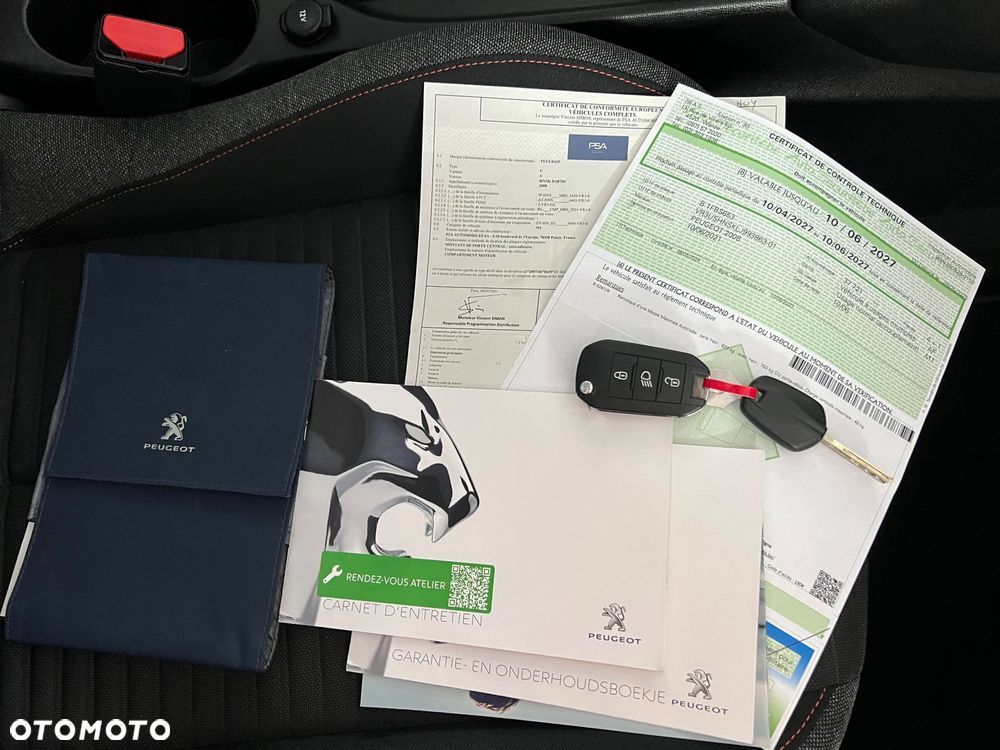 Peugeot 2008 - 36