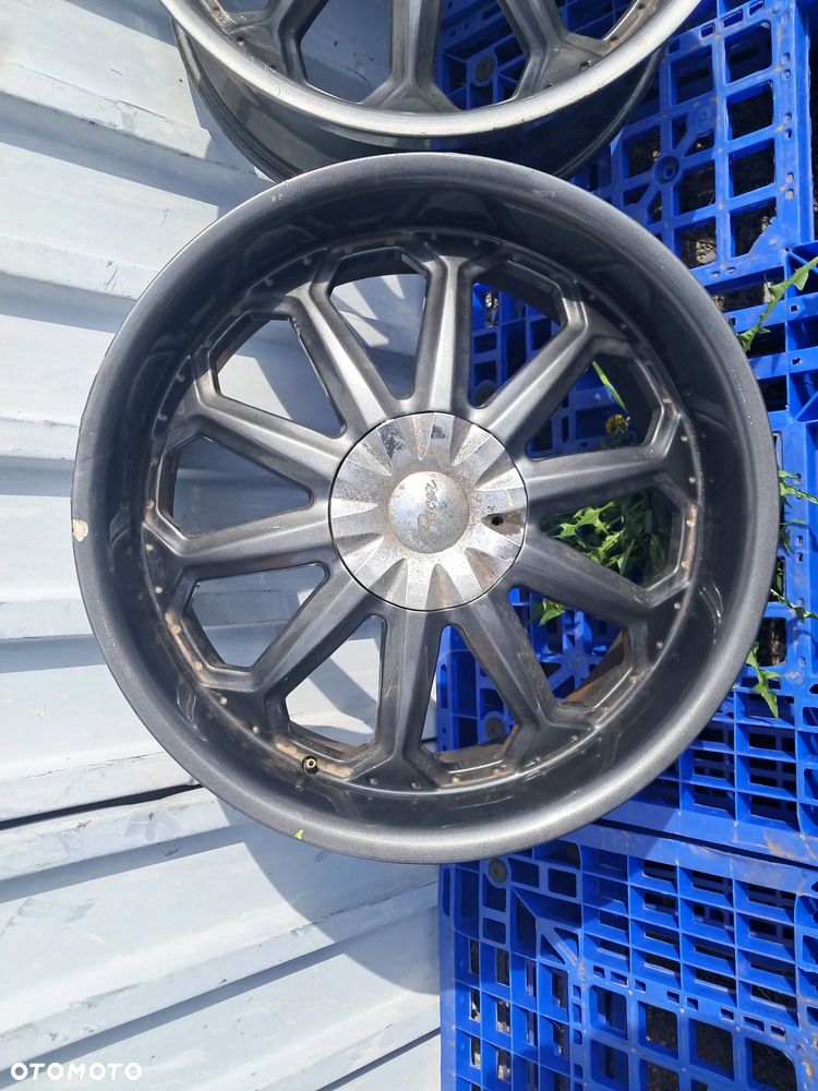 Felgi Aluminiowe R22 6×139,7  M12x1,5  67,1 - 3