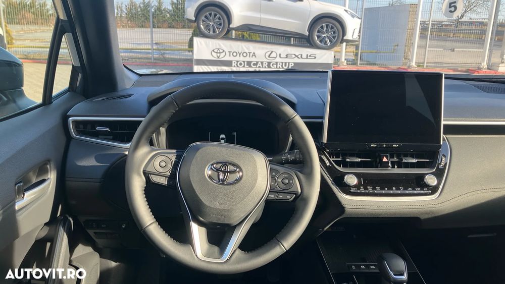 Toyota Corolla Cross - 8