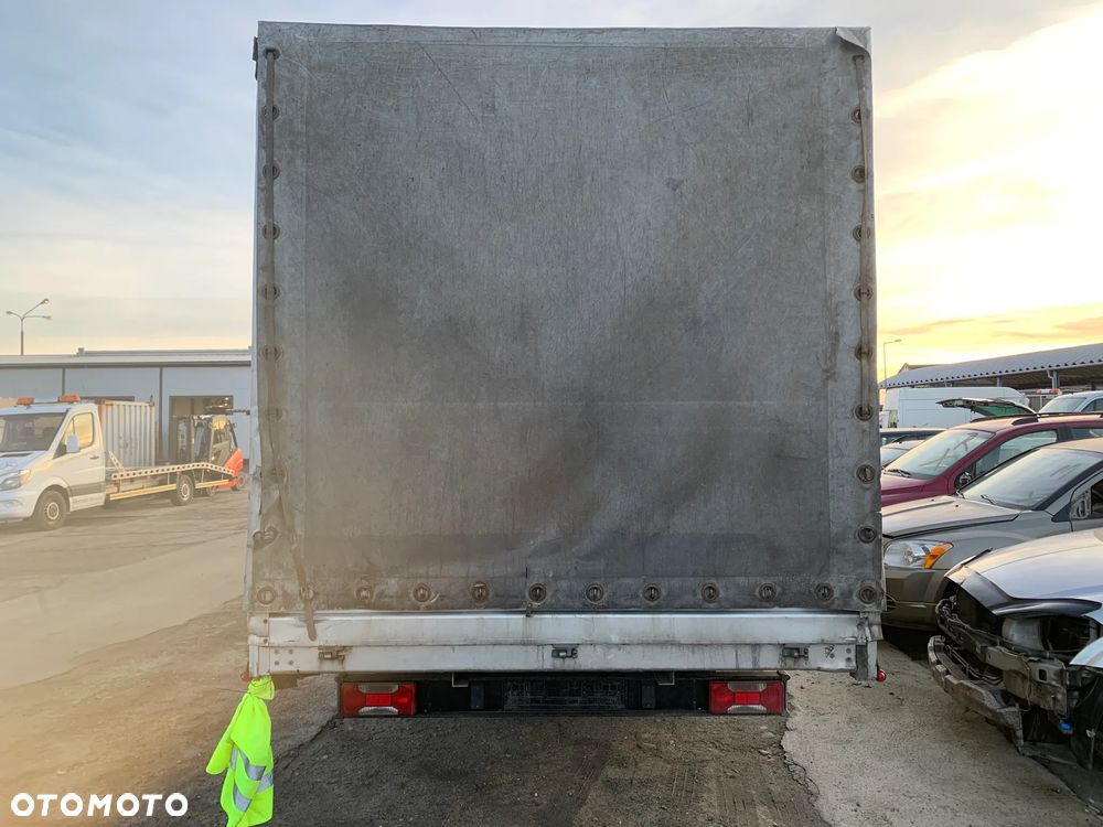 IVECO DAILY 2017 *SAMOCHÓD NA CZĘŚCI* 3327  MASKA, LAMPA, DRZWI, LUSTERKO, ZDERZAK, GRILL, BŁOTNIK, KLAPA, BELKA, DESKA, FOTELE, KANAPA, ĆWIARTKA, KIEROWNICA, TARCZE, ZACISKI, ZAWIESZENIE, KOMPLETNY PRZÓD, KOMPLETNY TYŁ, LICZNIK, ZEGARY, PRAWE LEWE PRZÓD TYŁ - 5