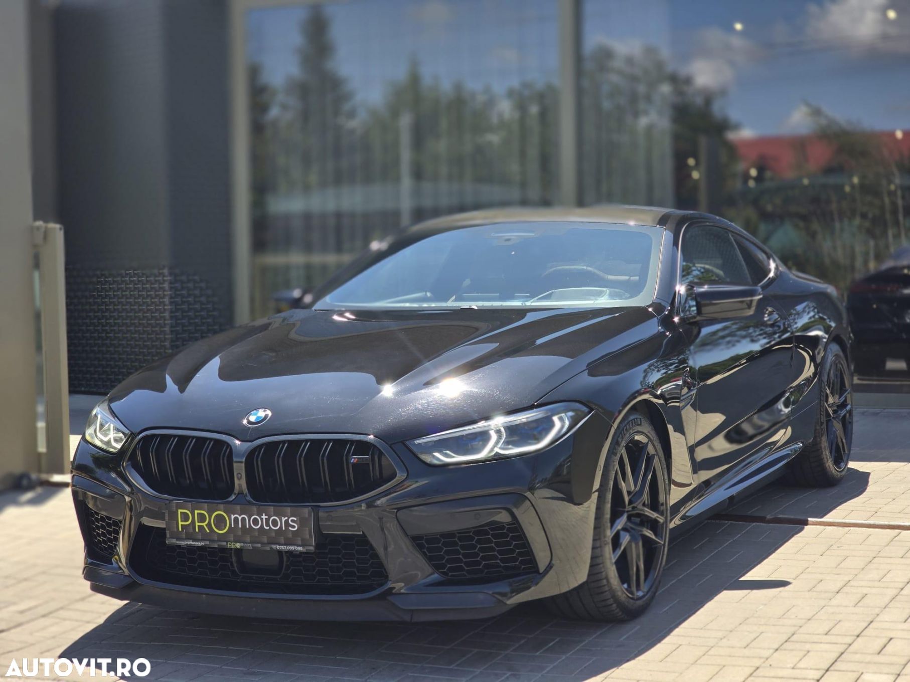 BMW M8 - 1