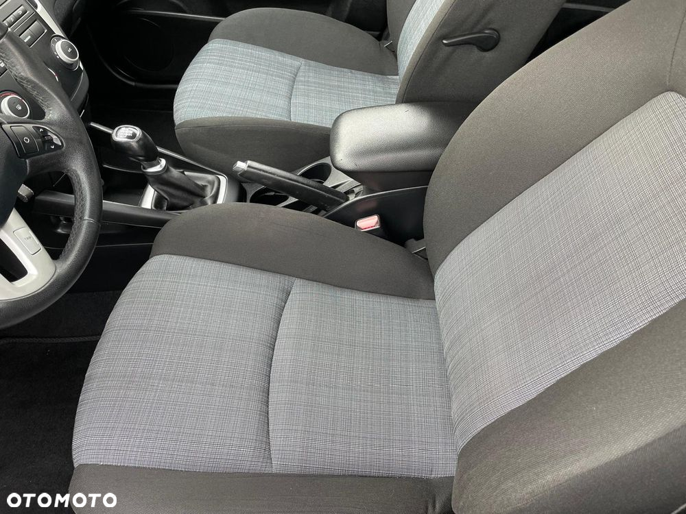 Kia Ceed Cee'd 1.4 Comfort - 16