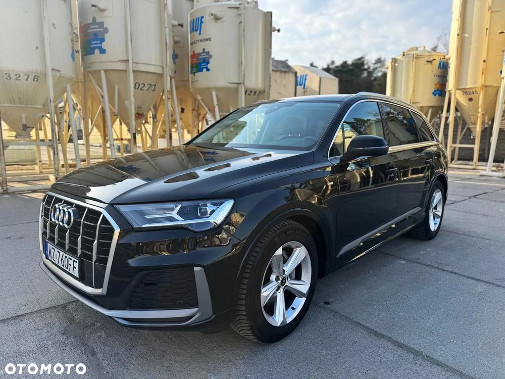 Audi Q7 - 1
