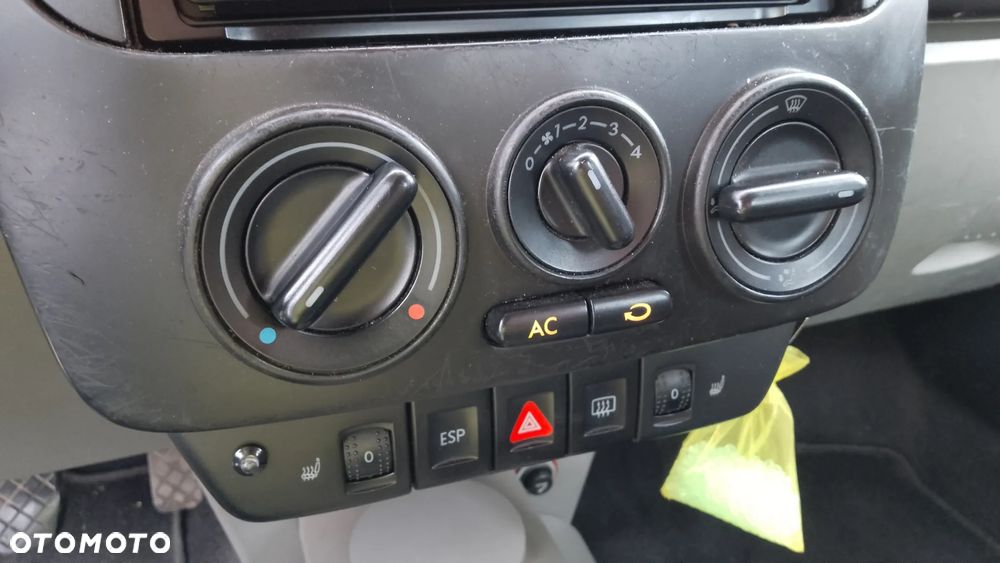 Volkswagen New Beetle 2.0 COLOUR Concept - 9