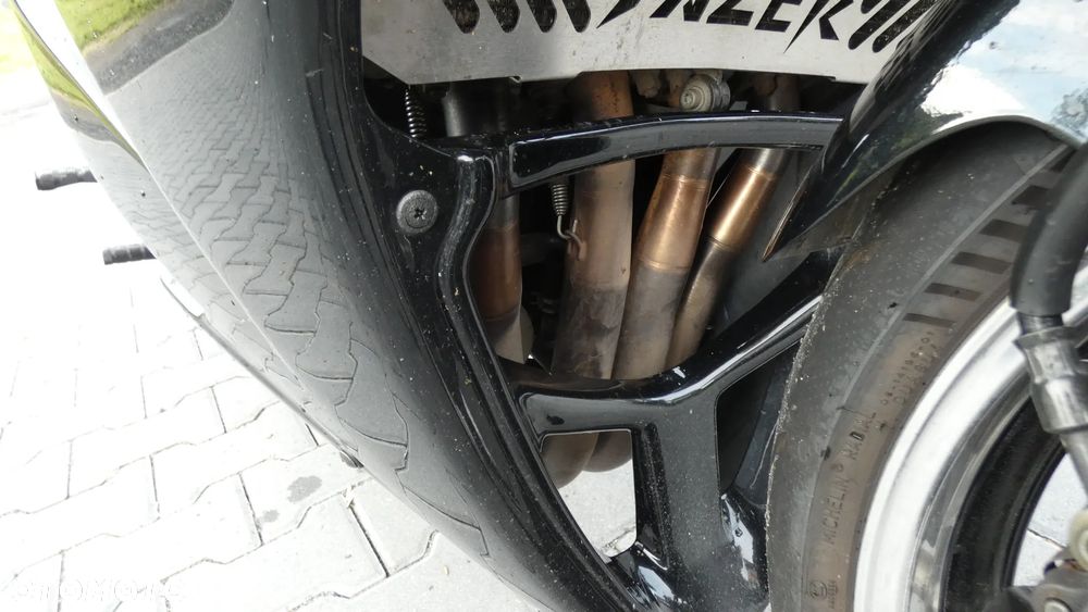 Yamaha FZ - 13