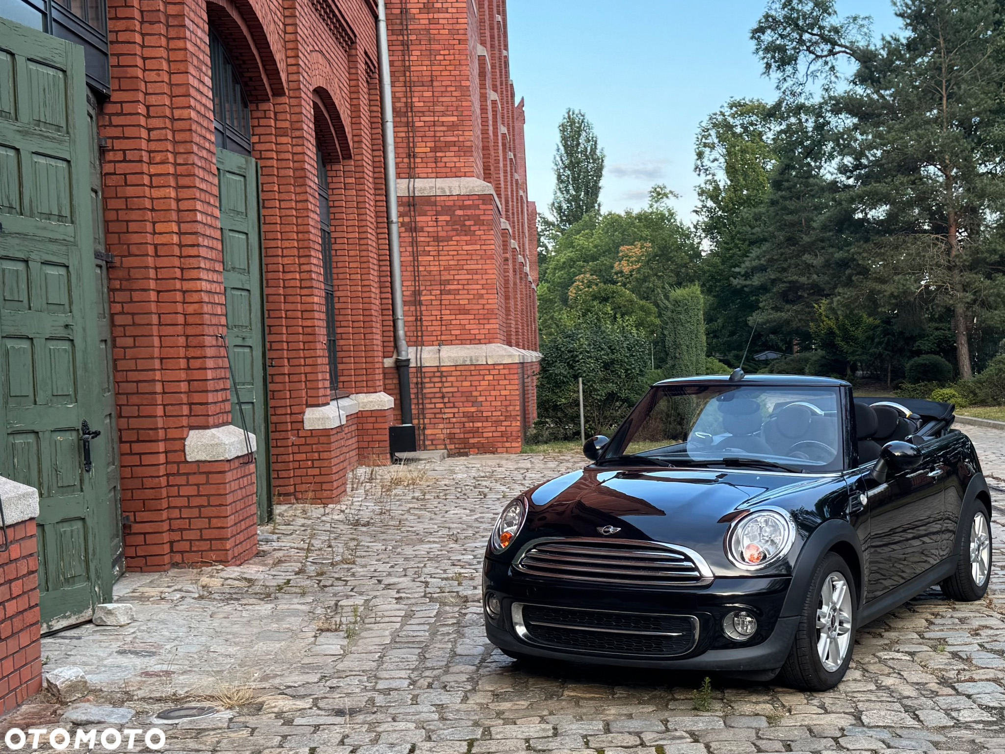 MINI Cooper Cabrio - 3