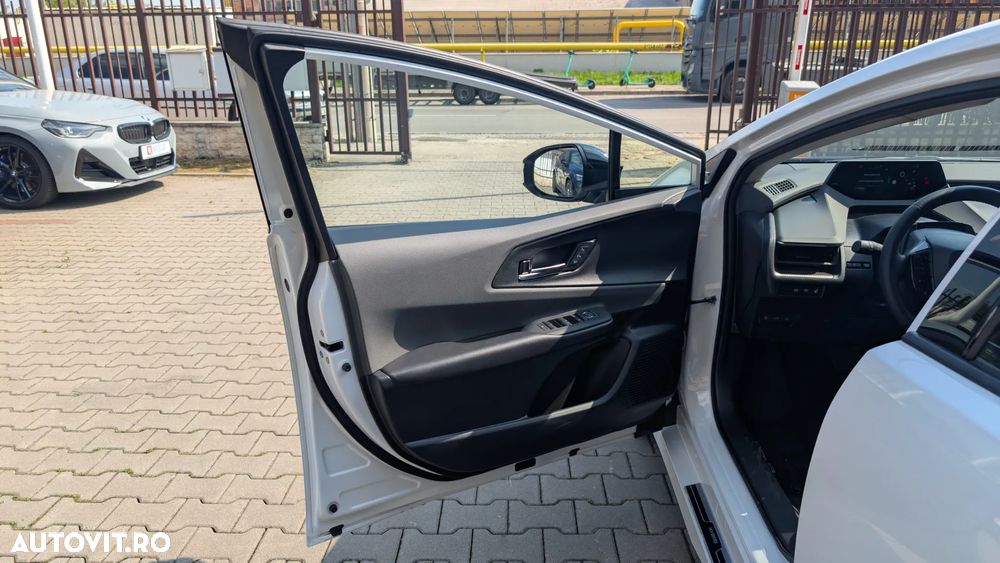 Toyota Prius - 11