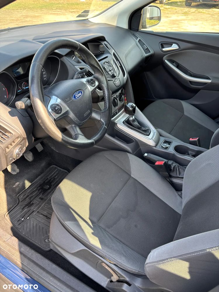 Ford Focus 1.6 TDCi Ambiente - 4