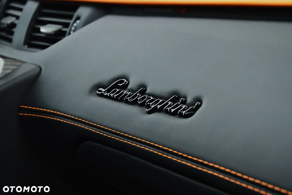 Lamborghini Aventador S - 23