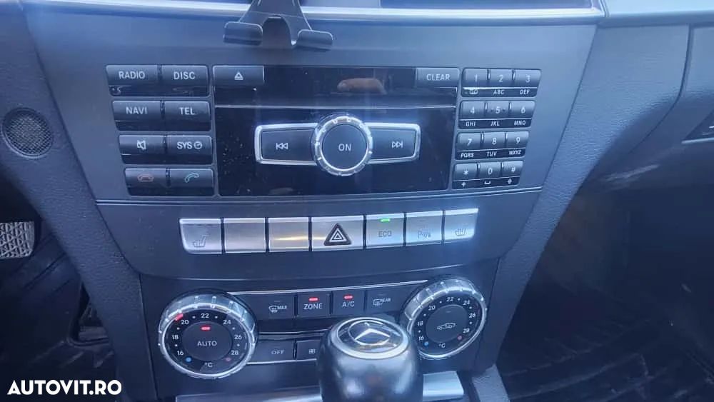 Mercedes-Benz C - 10