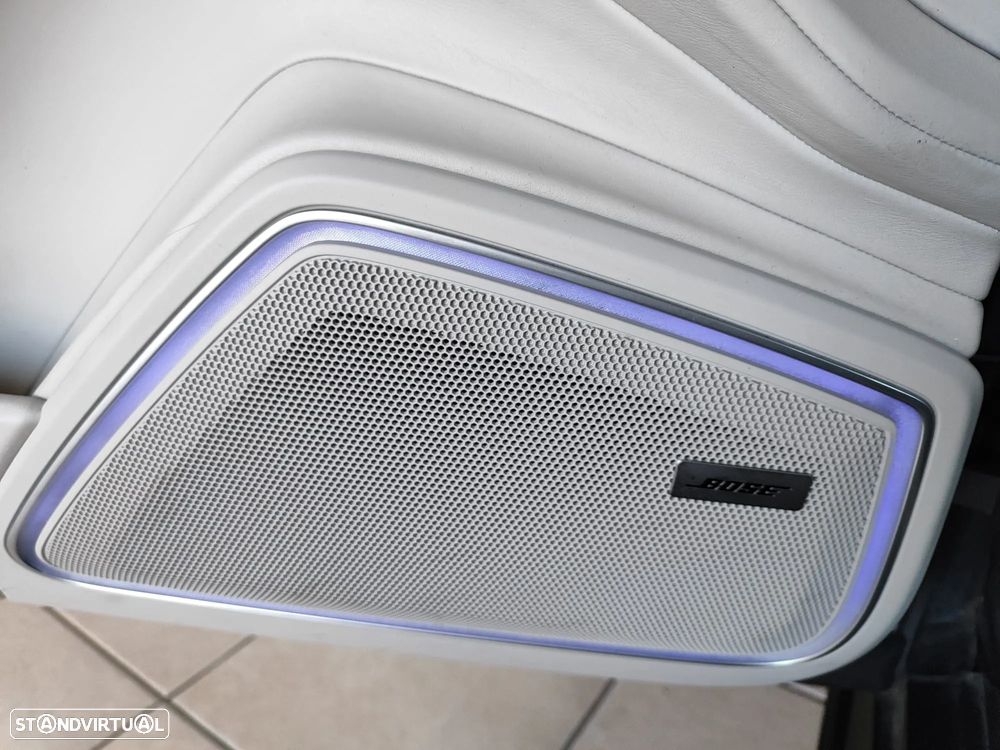 Porsche Panamera 4 E-Hybrid Platinum Edition - 25