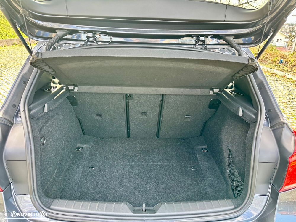 BMW 116 d Line Urban - 25