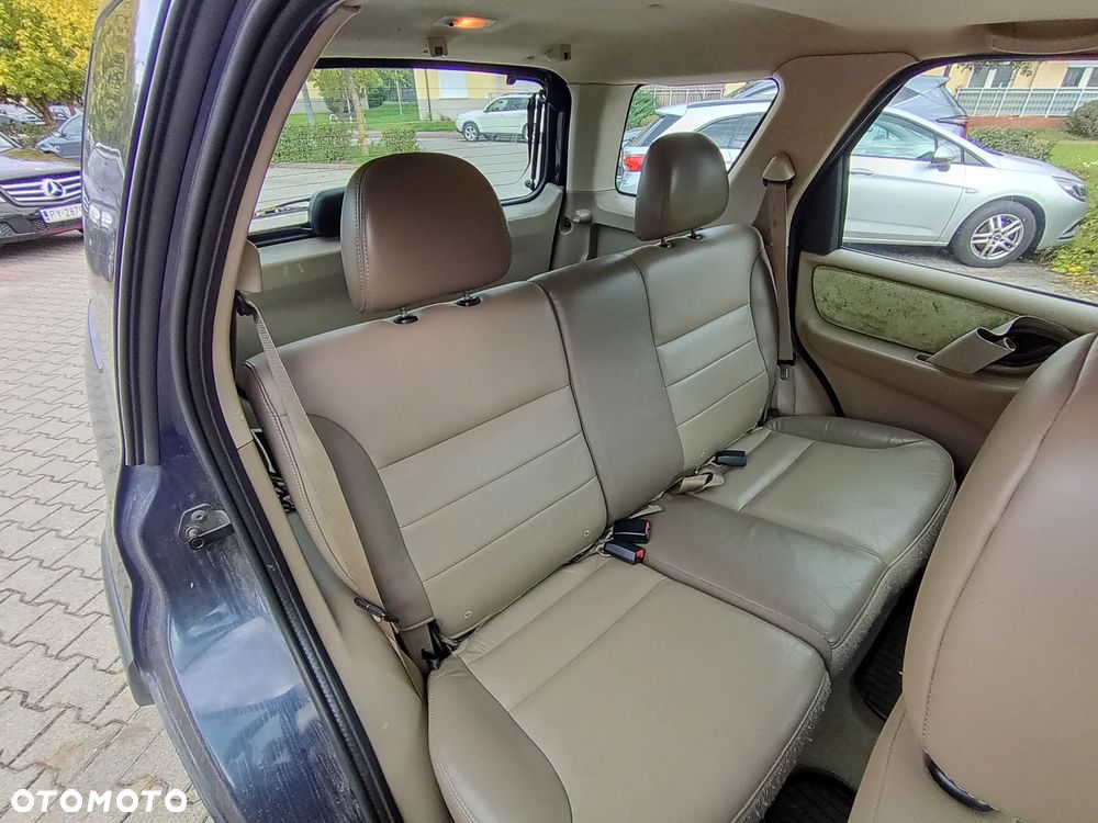 Ford Maverick 3.0 V6 Limited - 17