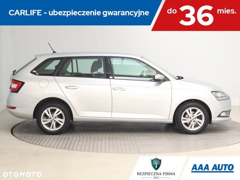 Skoda Fabia - 8