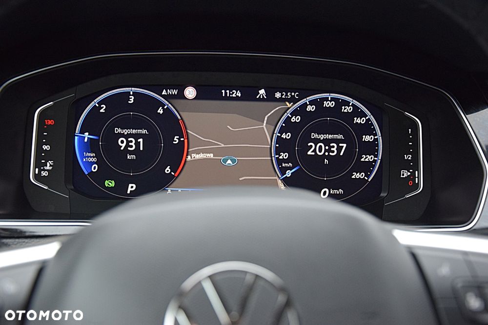 Volkswagen Passat Alltrack 2.0 TDI SCR DSG 4Motion - 22