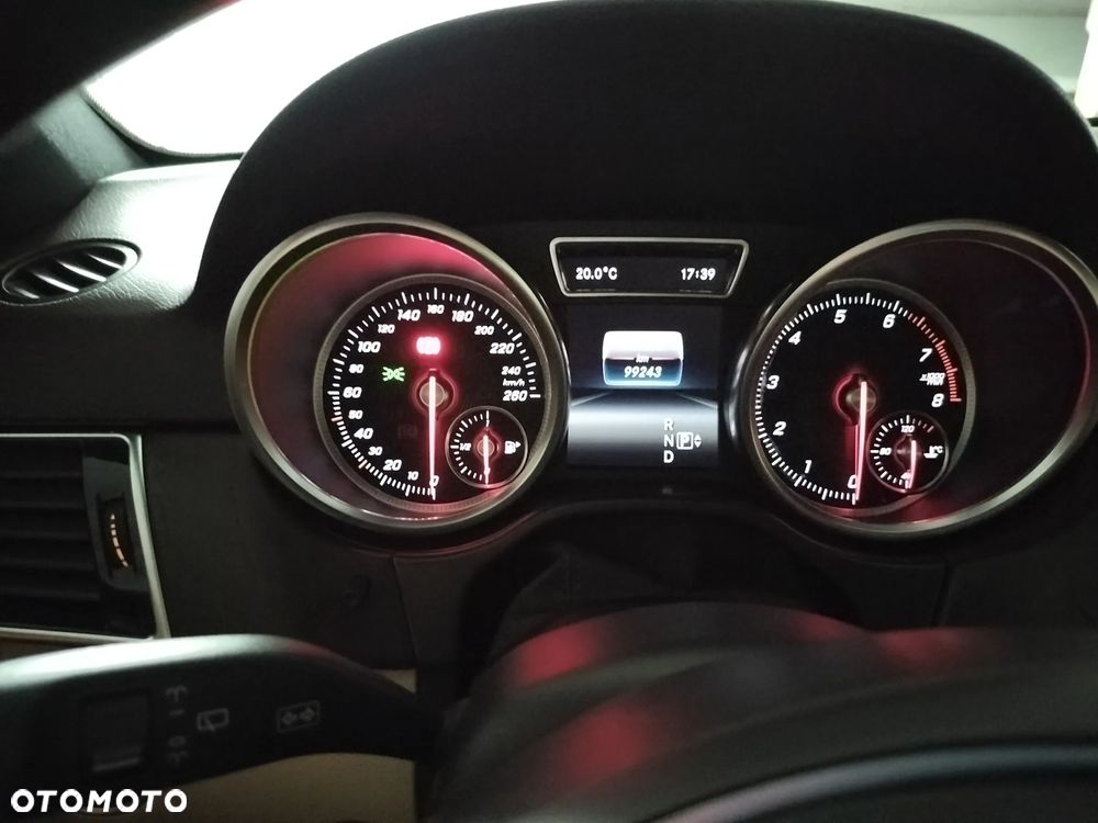 Mercedes-Benz GLE - 19
