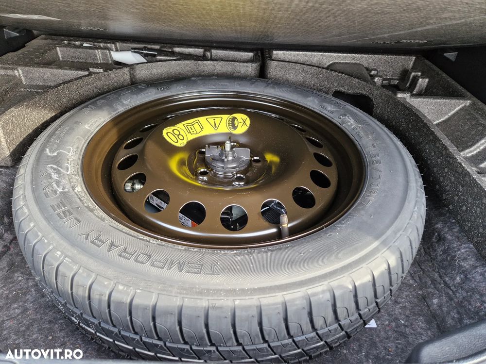 Ford Kuga 1.5 EcoBoost FWD Titanium - 24