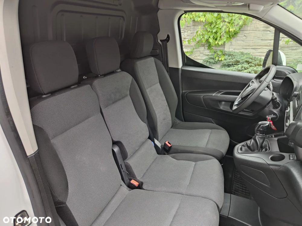 Opel COMBO XL Maxi 2020r L2 1.5 Diesel - 24