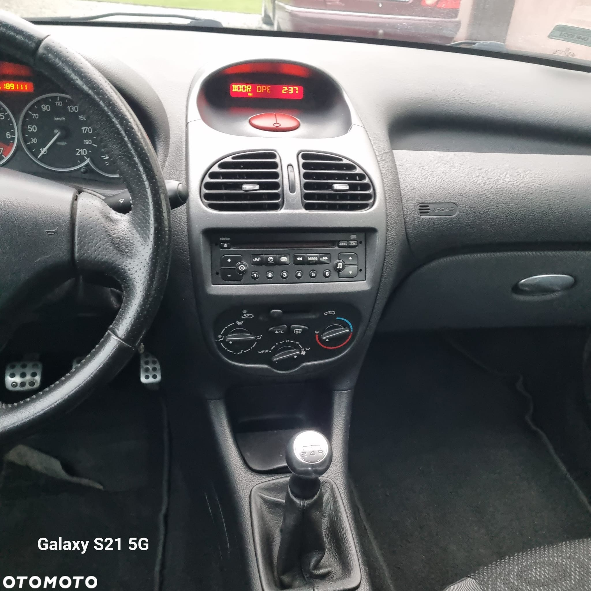 Peugeot 206 - 8