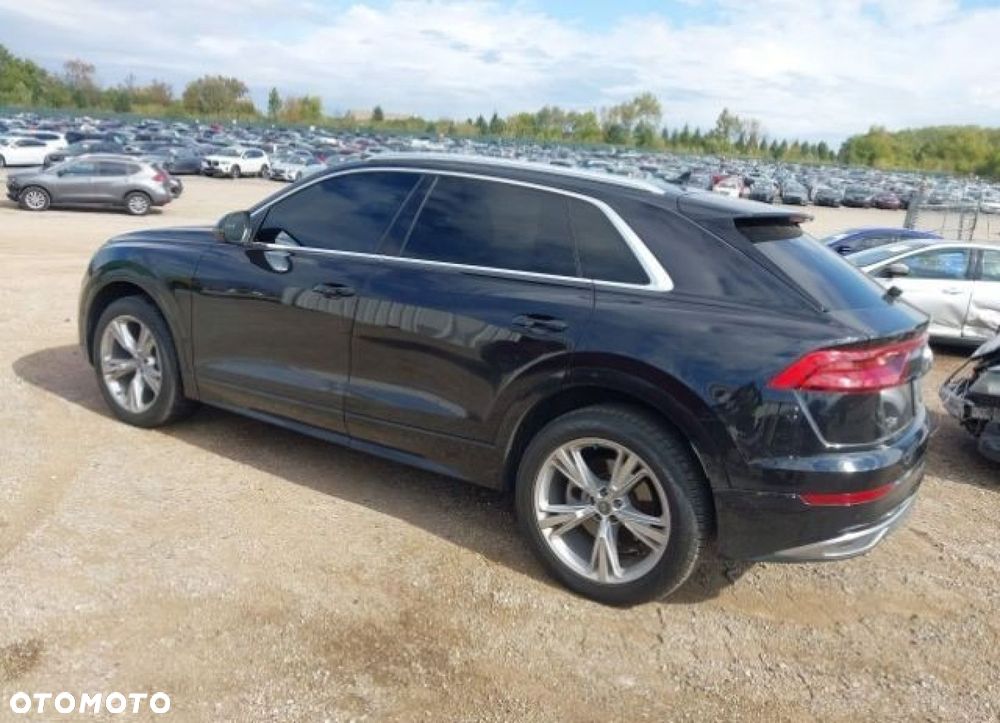 Audi Q8 - 7
