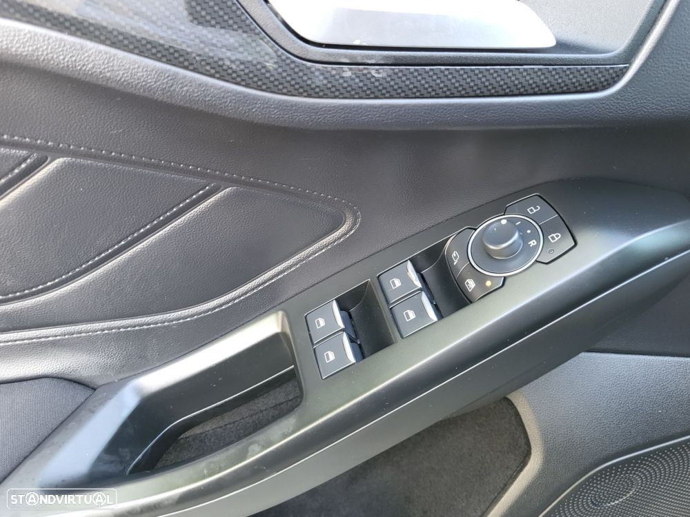 Ford Focus SW 1.0 EcoBoost MHEV ST-Line X - 18