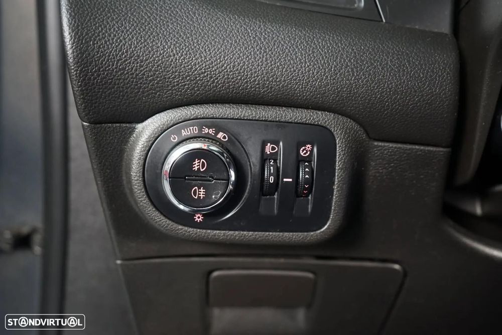 Opel Zafira 2.0 CDTI Cosmo - 29